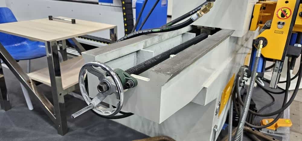Двухголовочный трубогибочный станок MetalTec DВ 50