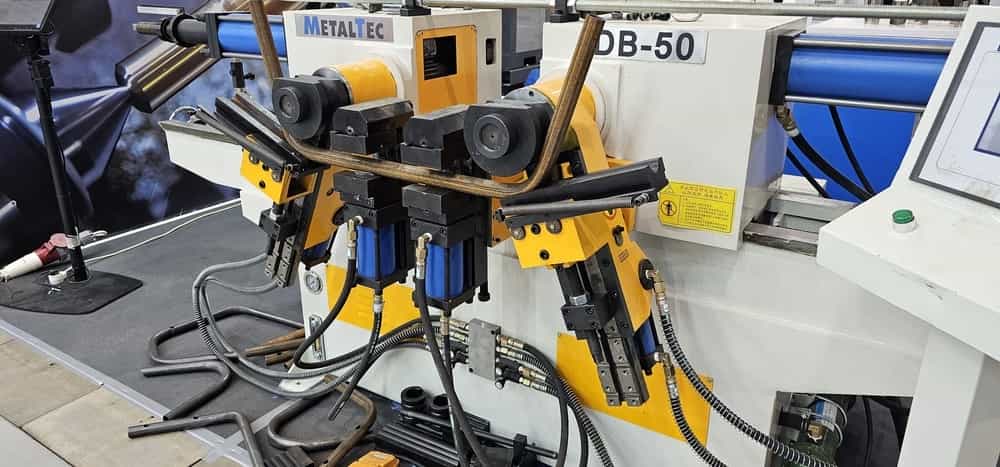 Двухголовочный трубогибочный станок MetalTec DВ 50