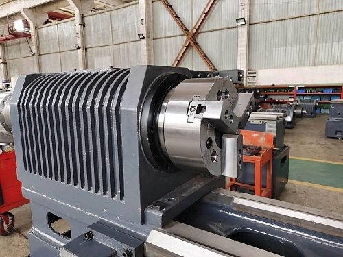 Токарный станок c ЧПУ с прямой станиной MetalTec NEXT 50x1000