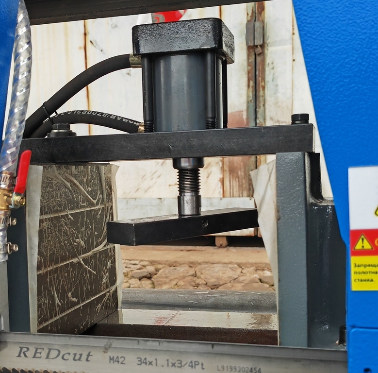 Ленточнопильный станок MetalTec BS 600 CH (угол 90°)