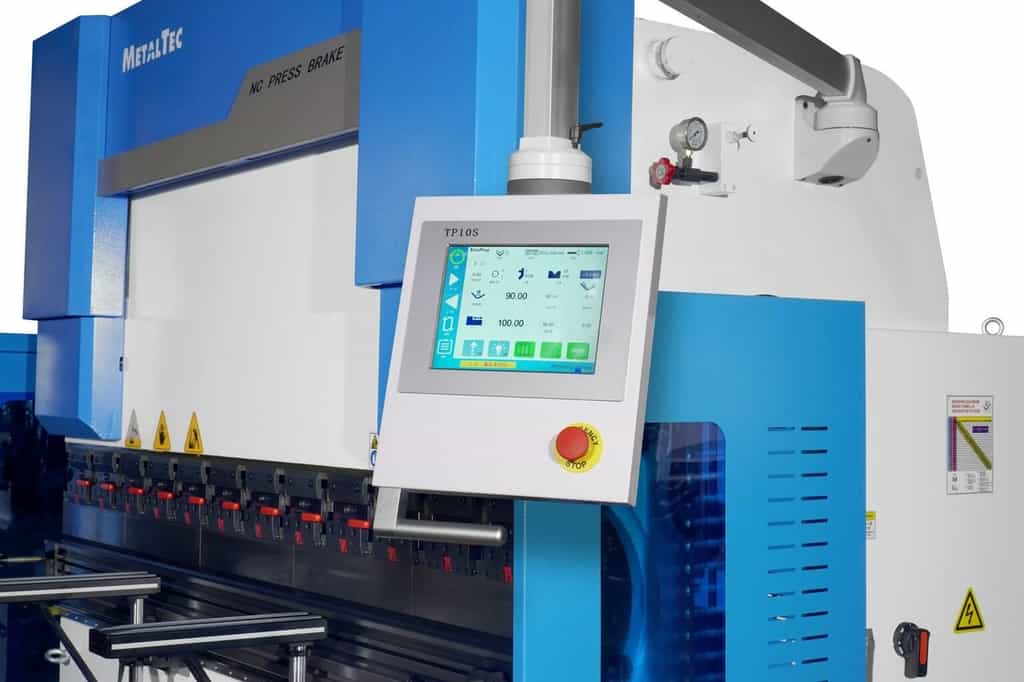 Листогибочный гидравлический пресс с ЧПУ TP10S MetalTec HBM 100/3200C