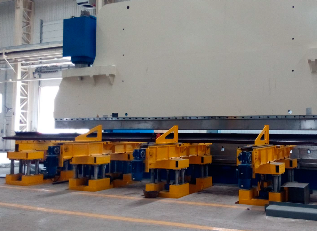 Листогибочный гидравлический пресс с ЧПУ MetalTec HBC 300/3200