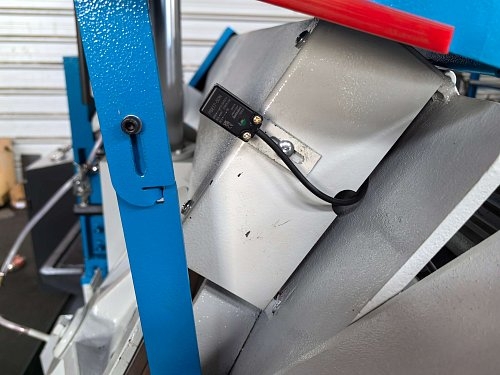 Автоматический колонный ленточнопильный станок MetalTec MBS 360 CА