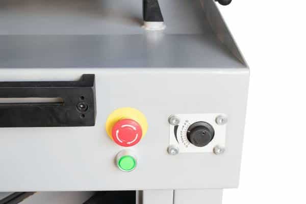 Полуавтоматический ленточнопильный станок MetalTec BS 270 SA