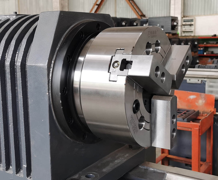 Токарный станок ЧПУ с горизонтальной станиной MetalTec NEXT 50х1500 (KND)