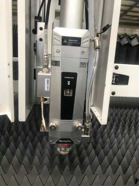 Лазерный станок для резки металла MetalTec 1530B (2000W)